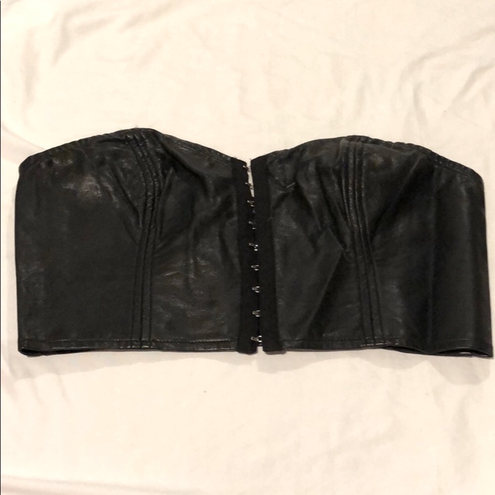 Urban outfitters cropped